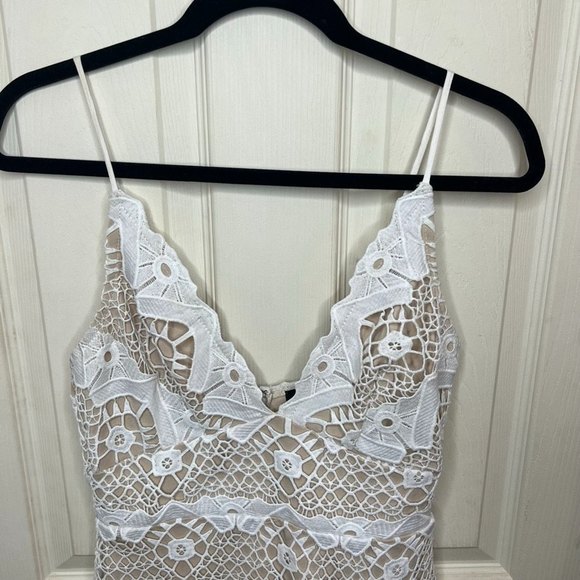 Lulu's Sway Away White Crochet Lace Dress Size Small - Picture 5 of 11
